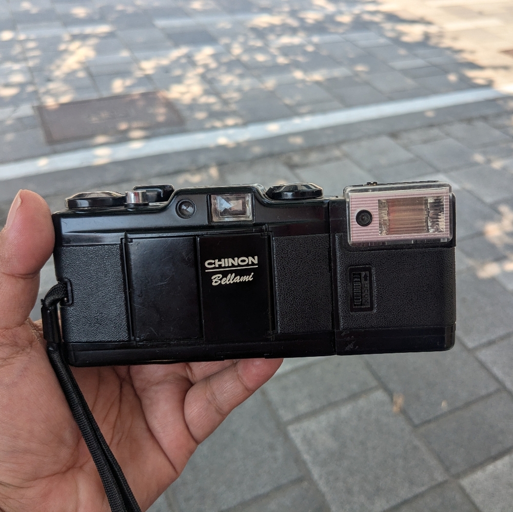 Chinon Bellami 35mm Film Camera – Tested & Working (Japan, 1980s)